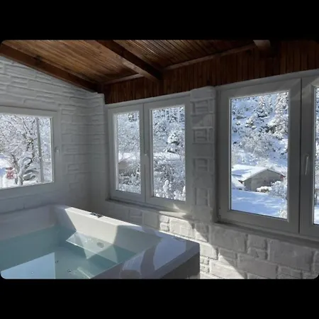 Forest View Elisavet Chalet