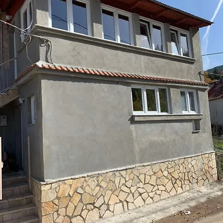 Forest View Elisavet شاليه بافلياني