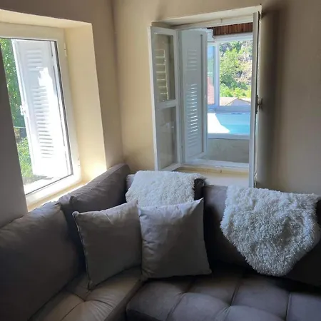 Forest View Elisavet *